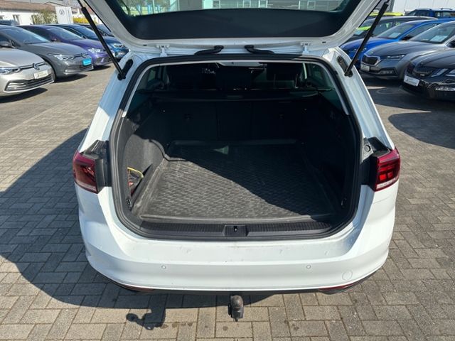 Fahrzeugabbildung Volkswagen Passat Variant 2.0 TDI DSG Business LED NAVI AHK