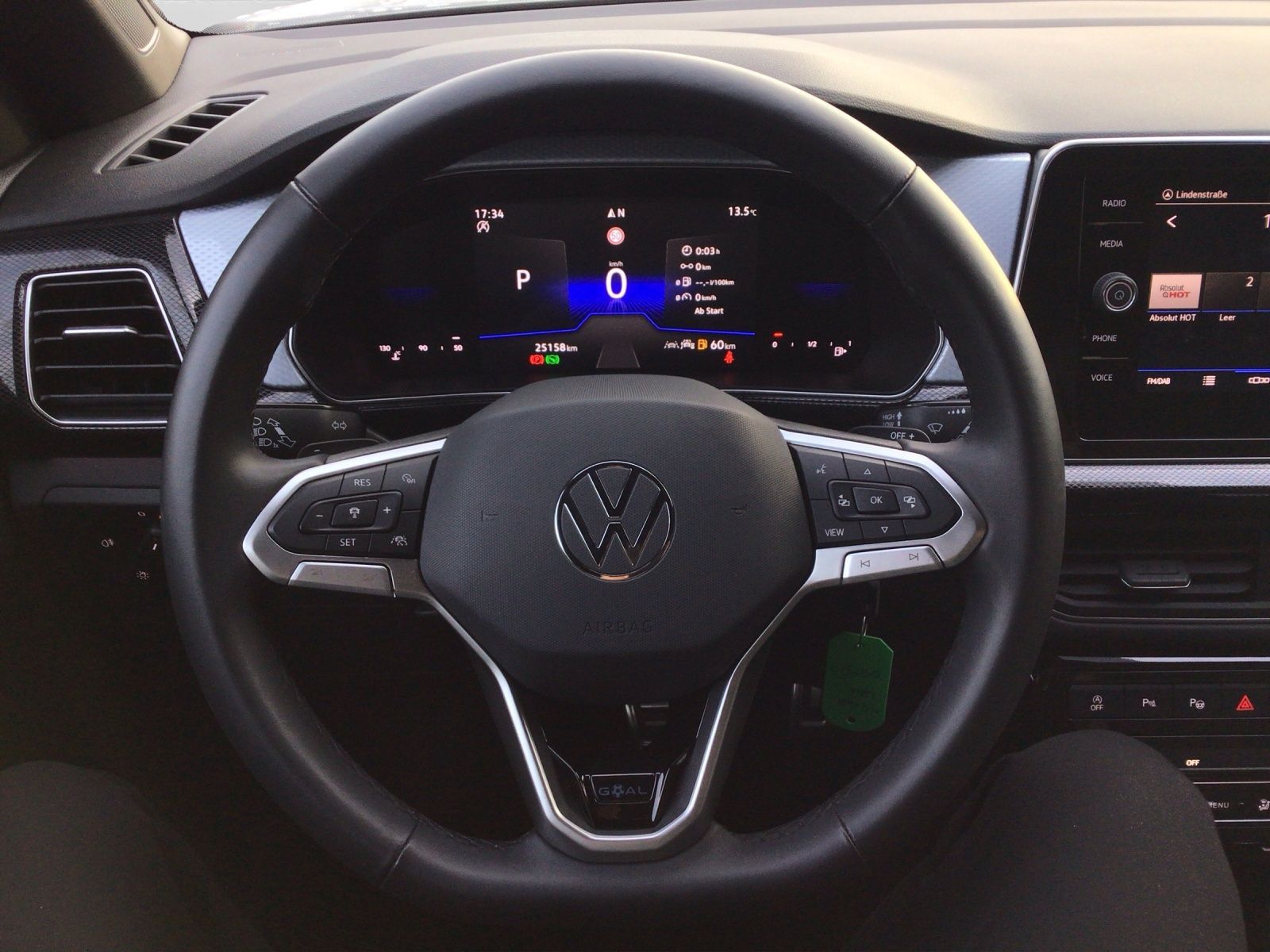 Volkswagen T-Cross - Bild 9