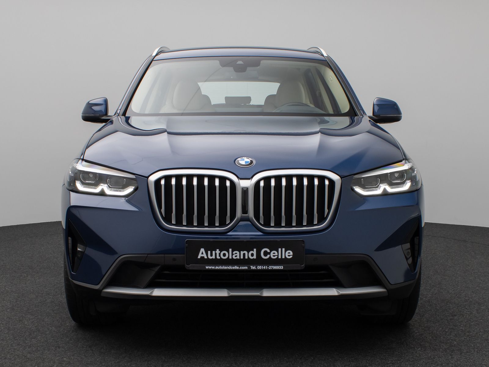 Fahrzeugabbildung BMW X3 xD20d Kamera HUD DAB HiFi Komfort Leder Sport