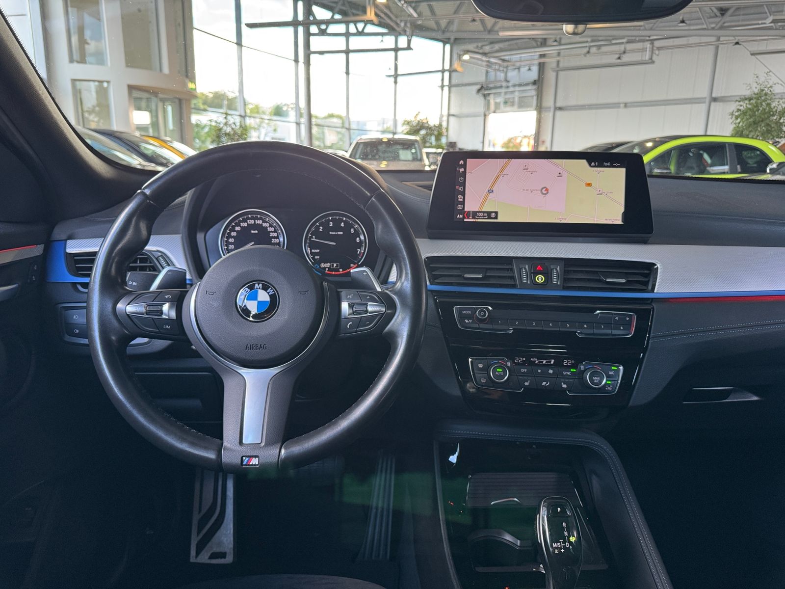 Fahrzeugabbildung BMW X2 xDrive M35 i  LED NAVI HEAD-UP