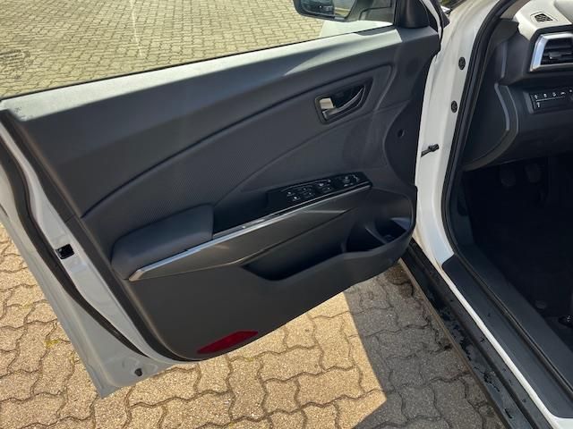 KGM GRAND TIVOLI 1.5 TURBO 120KW163PS