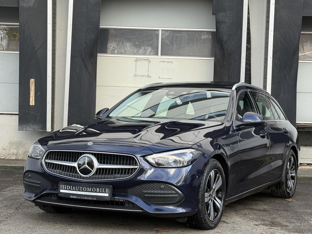 MercedesBenz C 220 d Avantgarde LED Distronic RKamera Pano 2022
