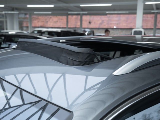 Tiguan Allspace R-Line 4M. TDI DSG 360° AHK DCC 