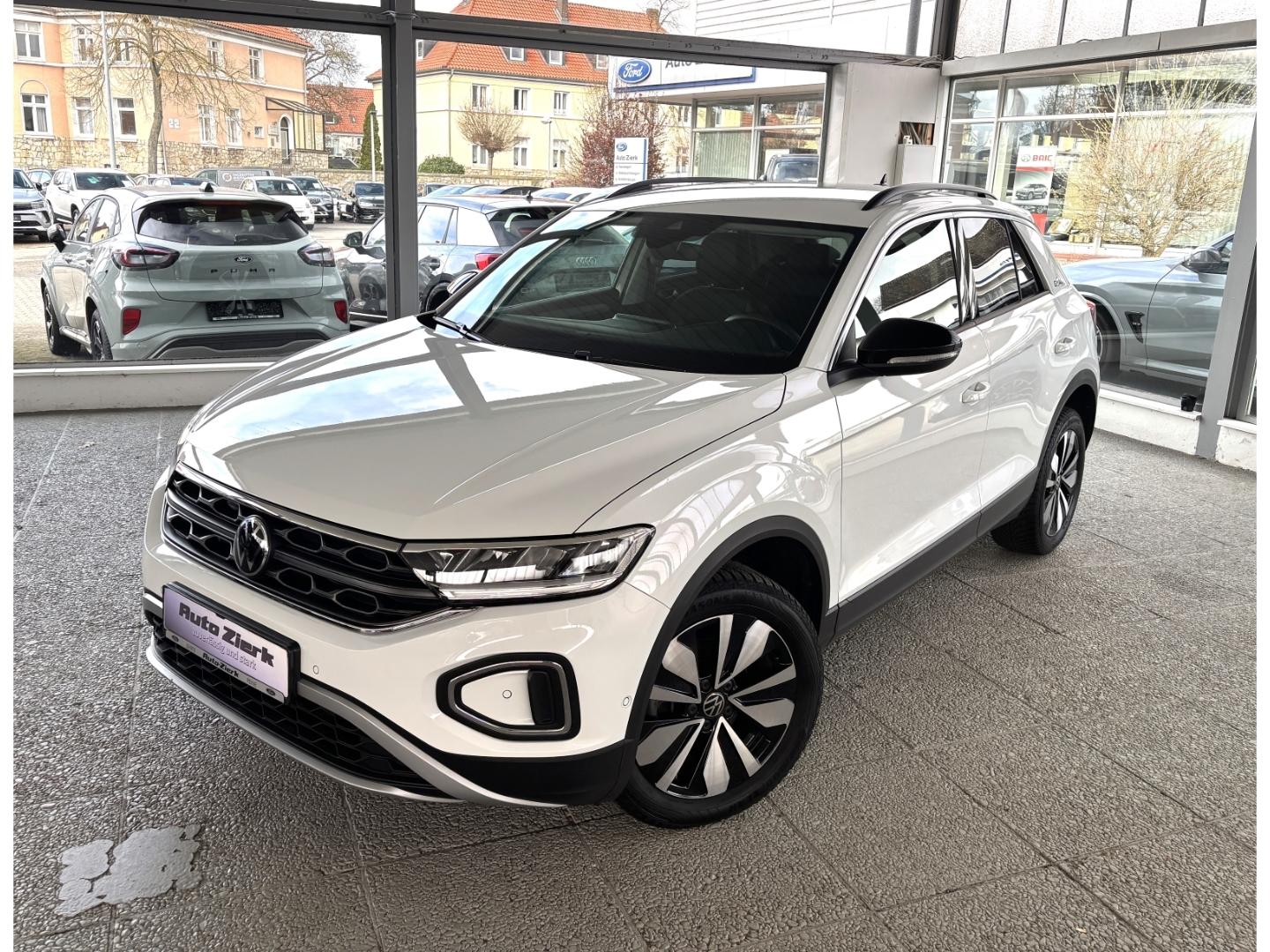 Volkswagen T-Roc Goal 1.5 TSI ACC LED PDC SHZ GJR