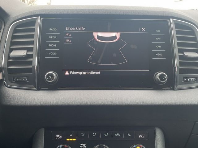 Skoda Karoq 1.0 TSI Clever LED 4XSHZ AHK PDC ALU