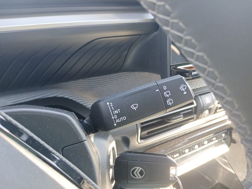 Fahrzeugabbildung Citroën e-C3 MAX *Winter-Paket*LED*11 kW Lader*Navi*Cam*