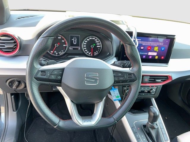 Arona FR TSI DSG AHK Navi LED Sitzhzg. Ganzjahre