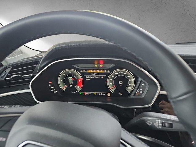 Fahrzeugabbildung Audi Q3 35 TDI advanced S tronic LED Navi Sportsitze