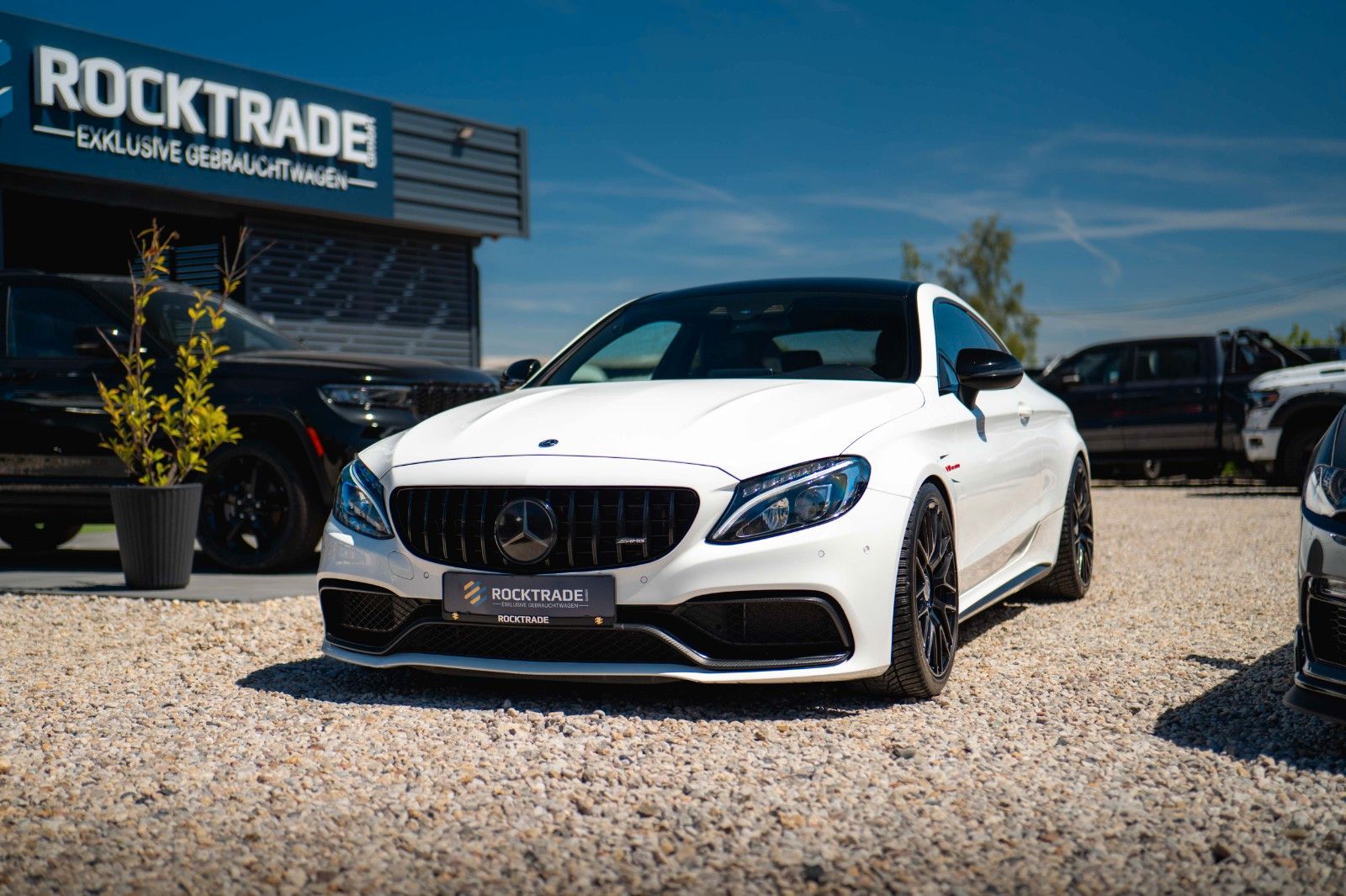 Fahrzeugabbildung Mercedes-Benz C 63 AMG Coupe Edition 1 Night Carbon *ACC*LED*