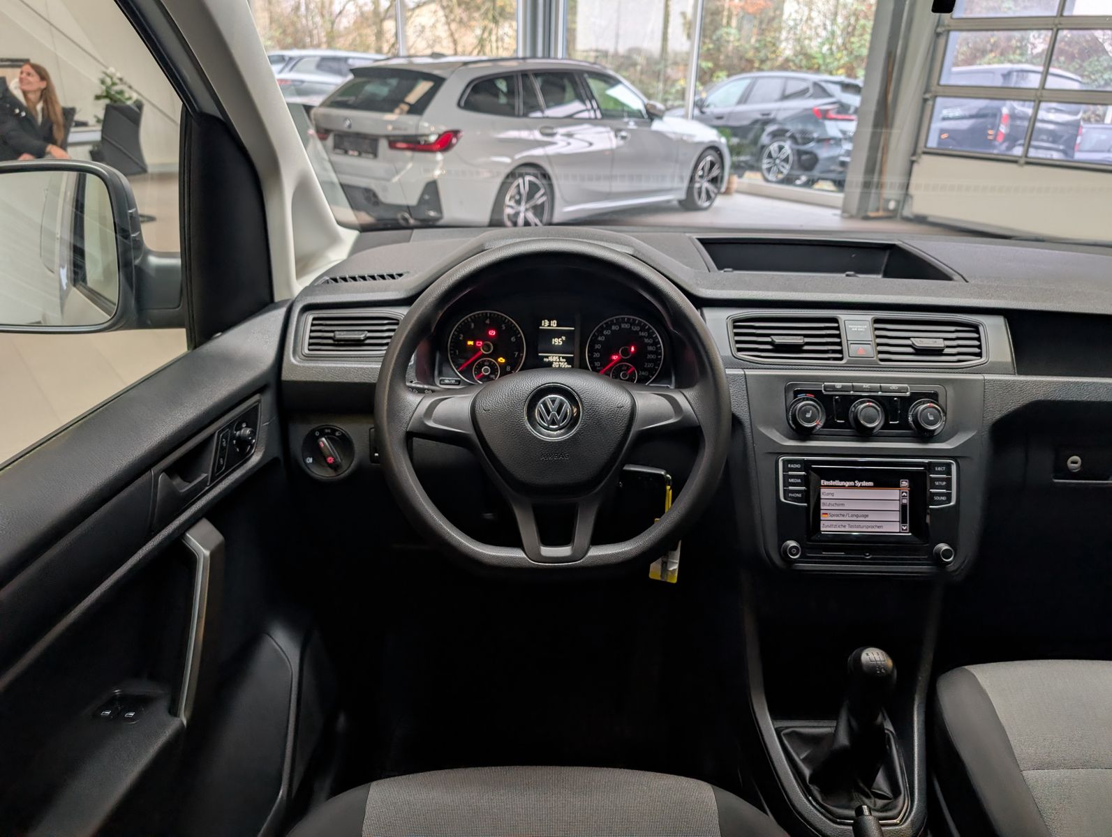 Fahrzeugabbildung Volkswagen Caddy 1.0 TSI BMT Klima Sitzheiz PDC 5-Sitz Temp