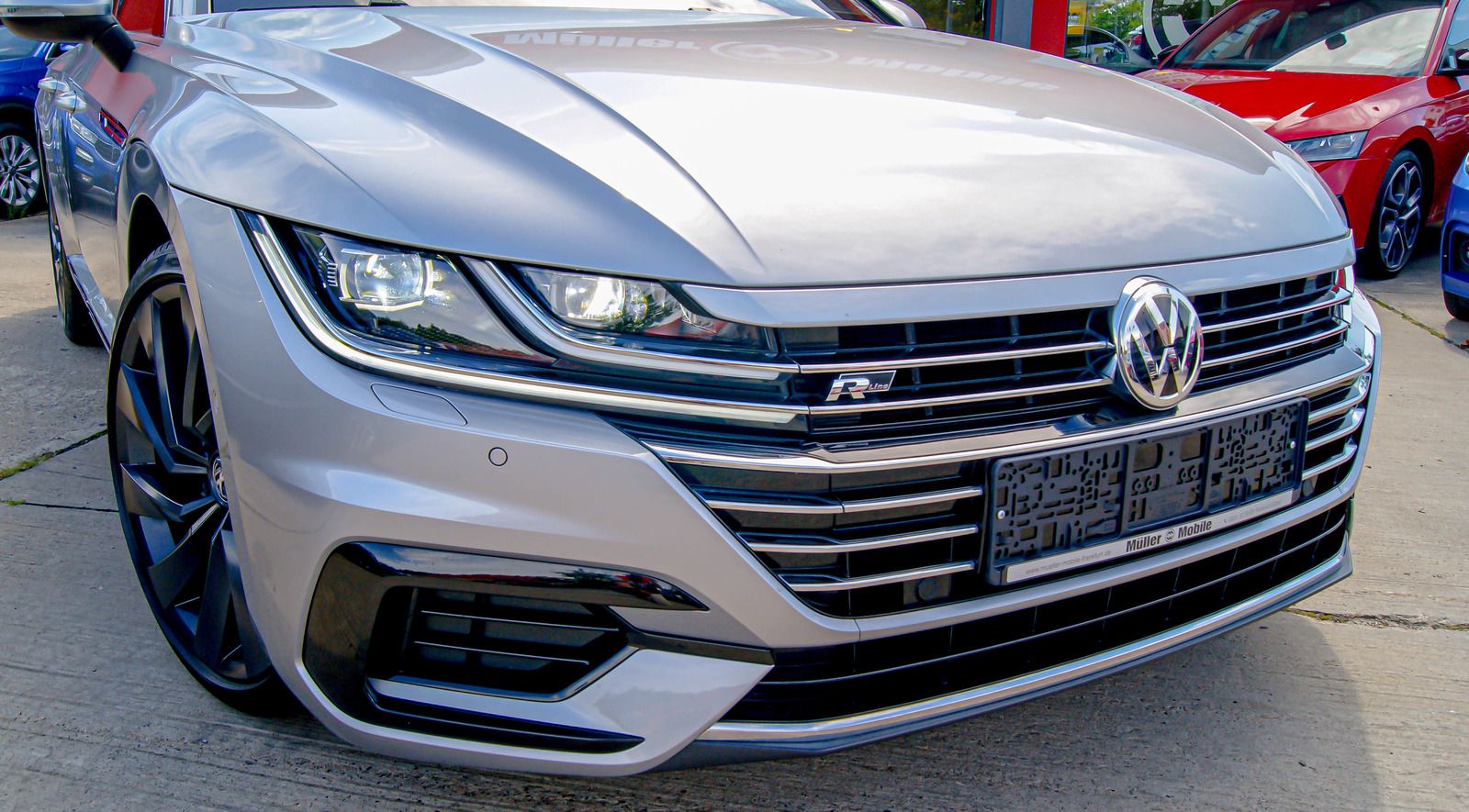 Fahrzeugabbildung Volkswagen Arteon R-Line 4Motion HEADUP PANORAMA STANDHEIZG