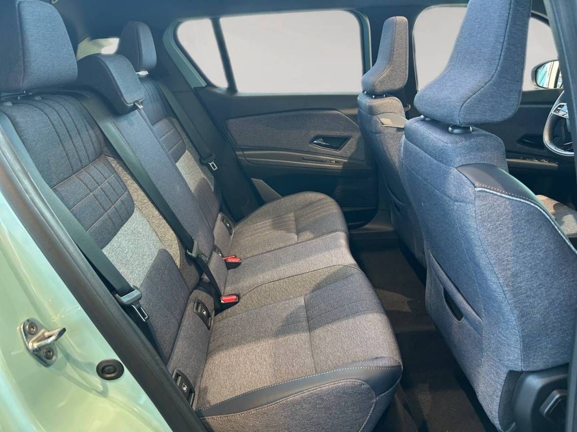 Fahrzeugabbildung Renault 4 E-Tech elektrisch Techno 'plein sud' 150 Comfo