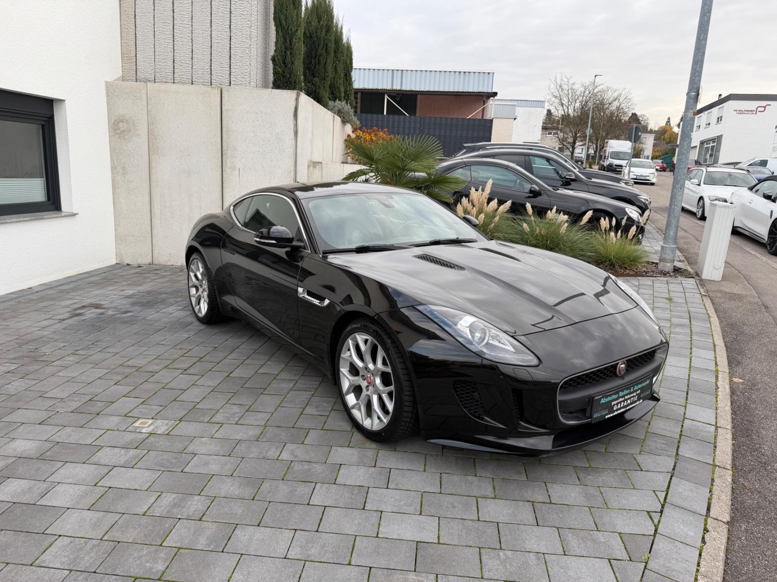 Jaguar F-Type Coupe 3.0 V6