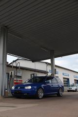 Volkswagen Golf 2.0 Highline Variant Highline - Volkswagen Golf aus 2000: Variant