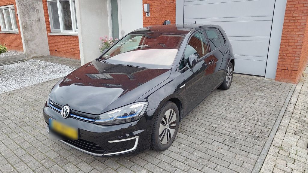 Image of Volkswagen Golf