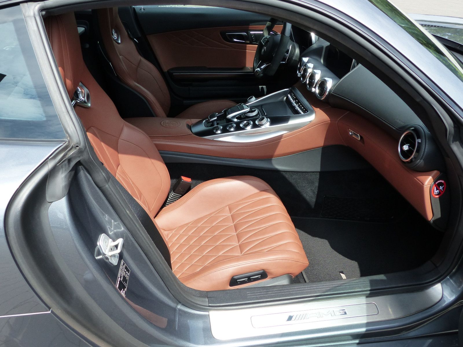 Fahrzeugabbildung Mercedes-Benz AMG GT S Coupe
