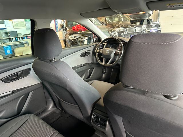 Seat Leon ST Style *TÜV*AHK*Klima*Navi*Spurhalte*