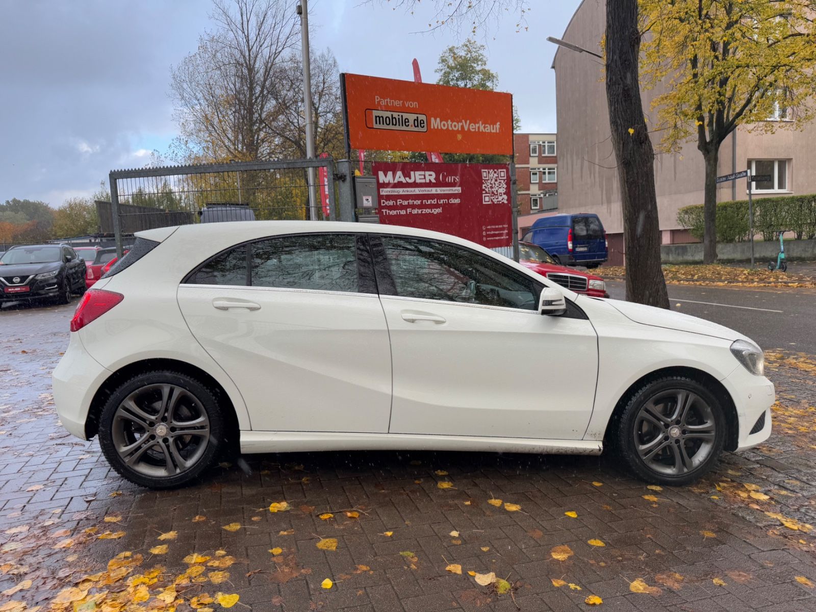 Fahrzeugabbildung Mercedes-Benz A 200 A 200 CDI*BI-XENON*CAM*TEMPO*