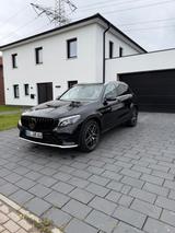 Mercedes-Benz GLC 220 d 4MATIC Autom. - - Mercedes-Benz GLC 220 von privat