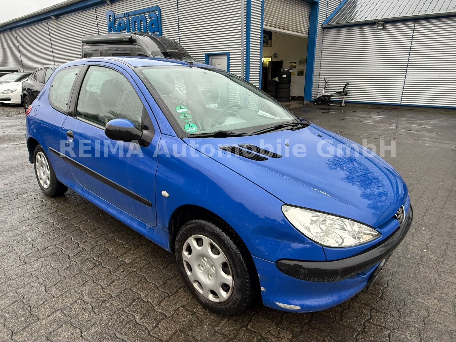 Fahrzeugabbildung Peugeot 206 1,2i Petit Filou