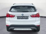 BMW X1 xDrive20i A Sport Line Aut. Panorama Head-Up  - BMW X1: 20i