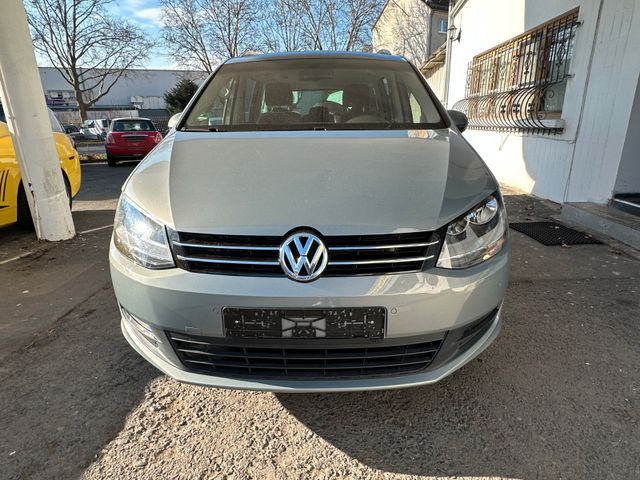 Volkswagen Sharan Cup BMT*DSG Navi Cam 7 Sitze*