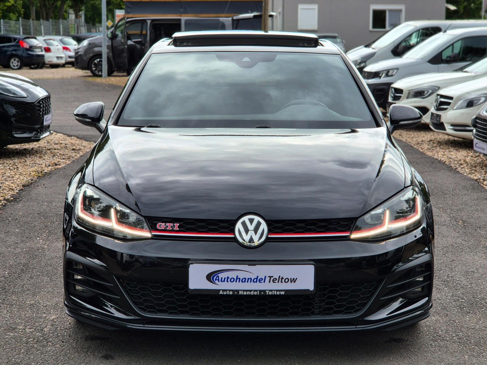 Volkswagen Golf VII GTI Performance *Pano *LED *Keyless