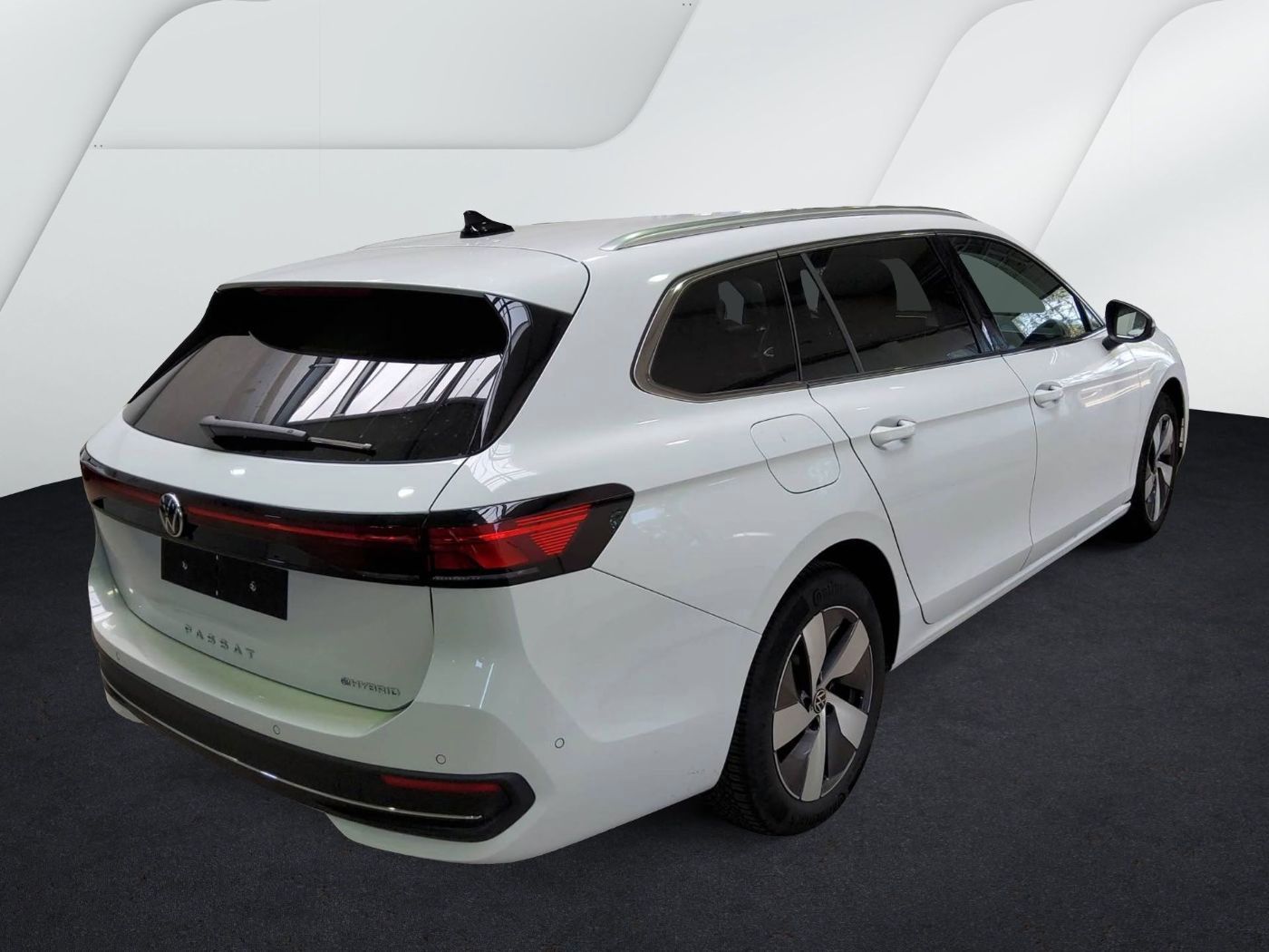 Volkswagen Passat Variant 1.5 TSI DSG eHybrid Business AHK foto 3