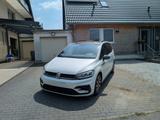Volkswagen TOURAN 2.0 TDI 2X R-LINE BLACK STYLE ST.HEIZ AHK - Volkswagen Touran Style mit Diesel-Antrieb