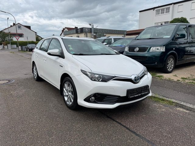 Toyota Auris Touring Sports Hybrid 1,8 Rückfahrkamera