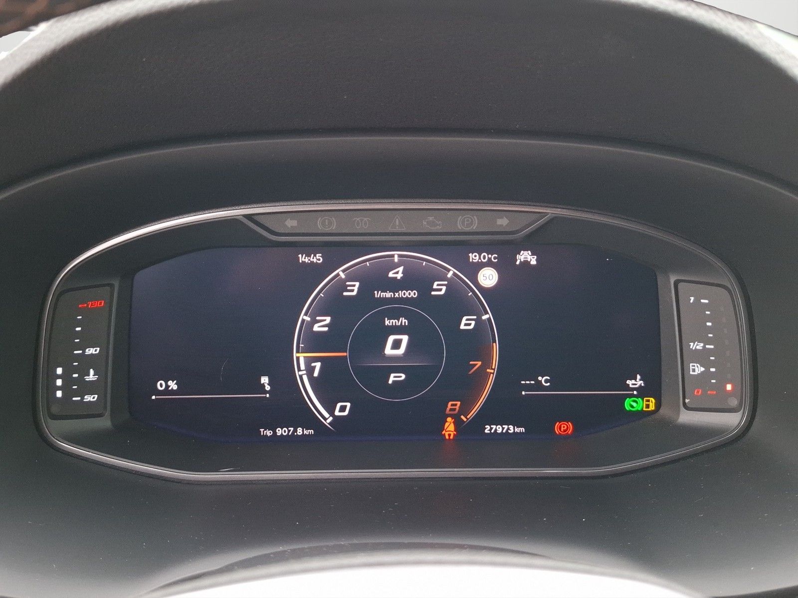 CUPRA Ateca 2.0 TSI 4Drive DSG / AHK / ACC / E-SITZE / - Image 12