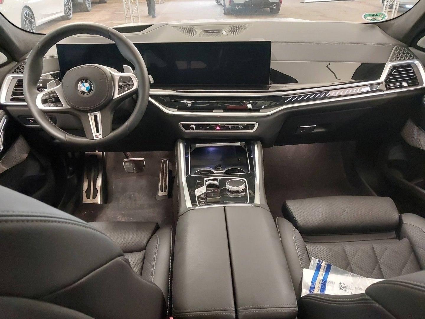 BMW X6 M60i xDrive