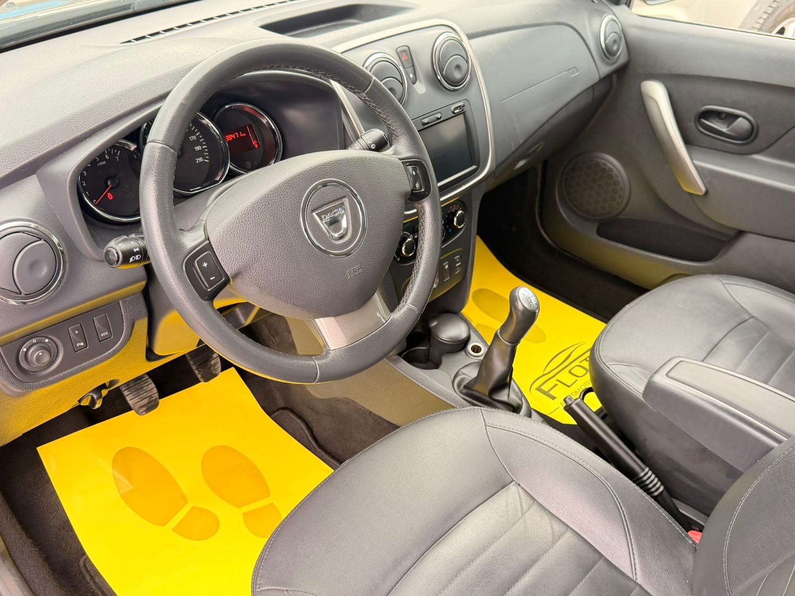 Dacia Logan 2014 — photo 11