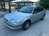 Toyota Corolla 1.3 benzin super condition  - Toyota Corolla: 1.3