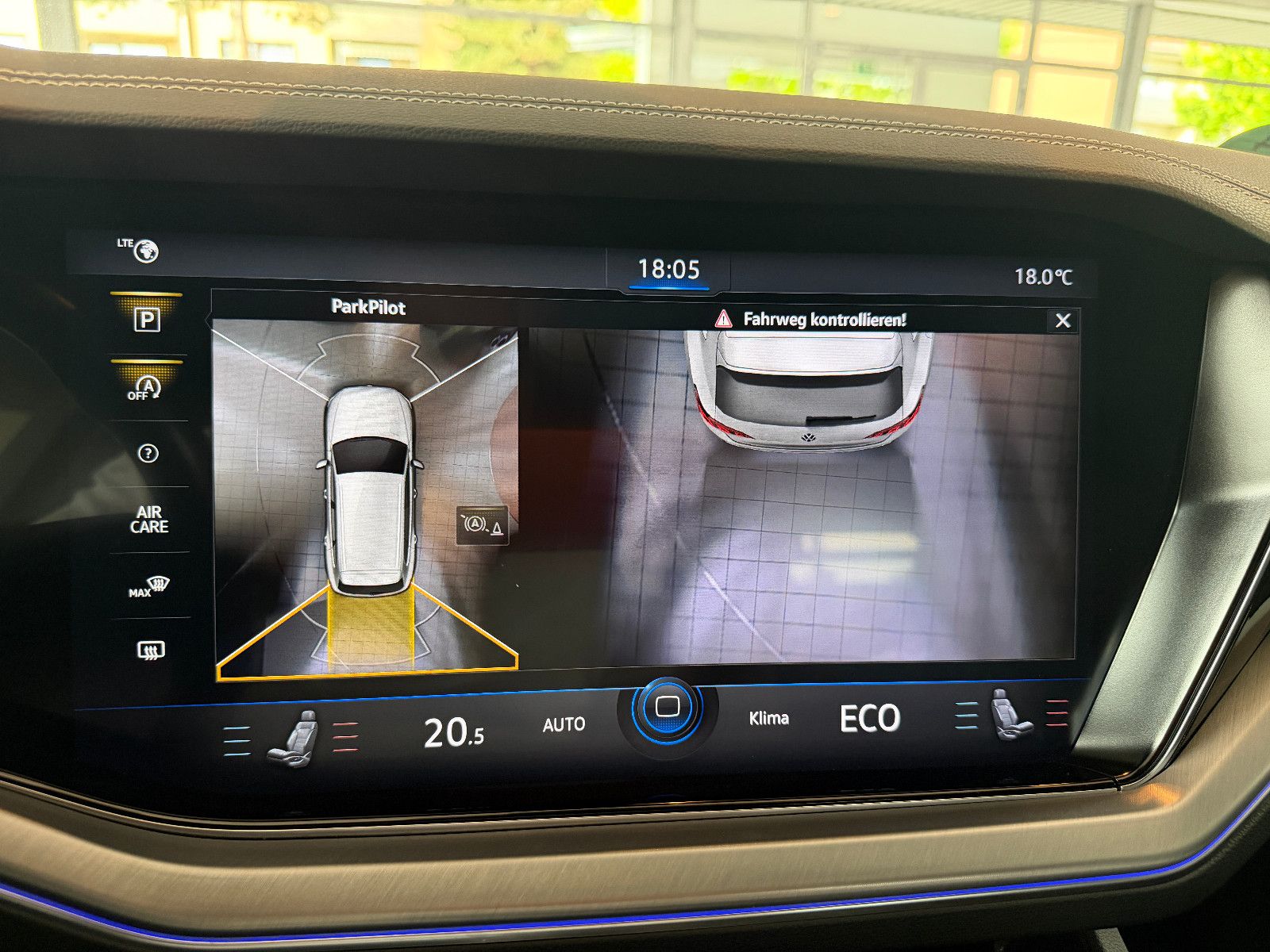 Fahrzeugabbildung Volkswagen Touareg SPORT/ 4Motion/VIRTUAL/AMBIENT/360''KAM