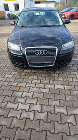 Audi A3 4-türig - Audi A3: Türig