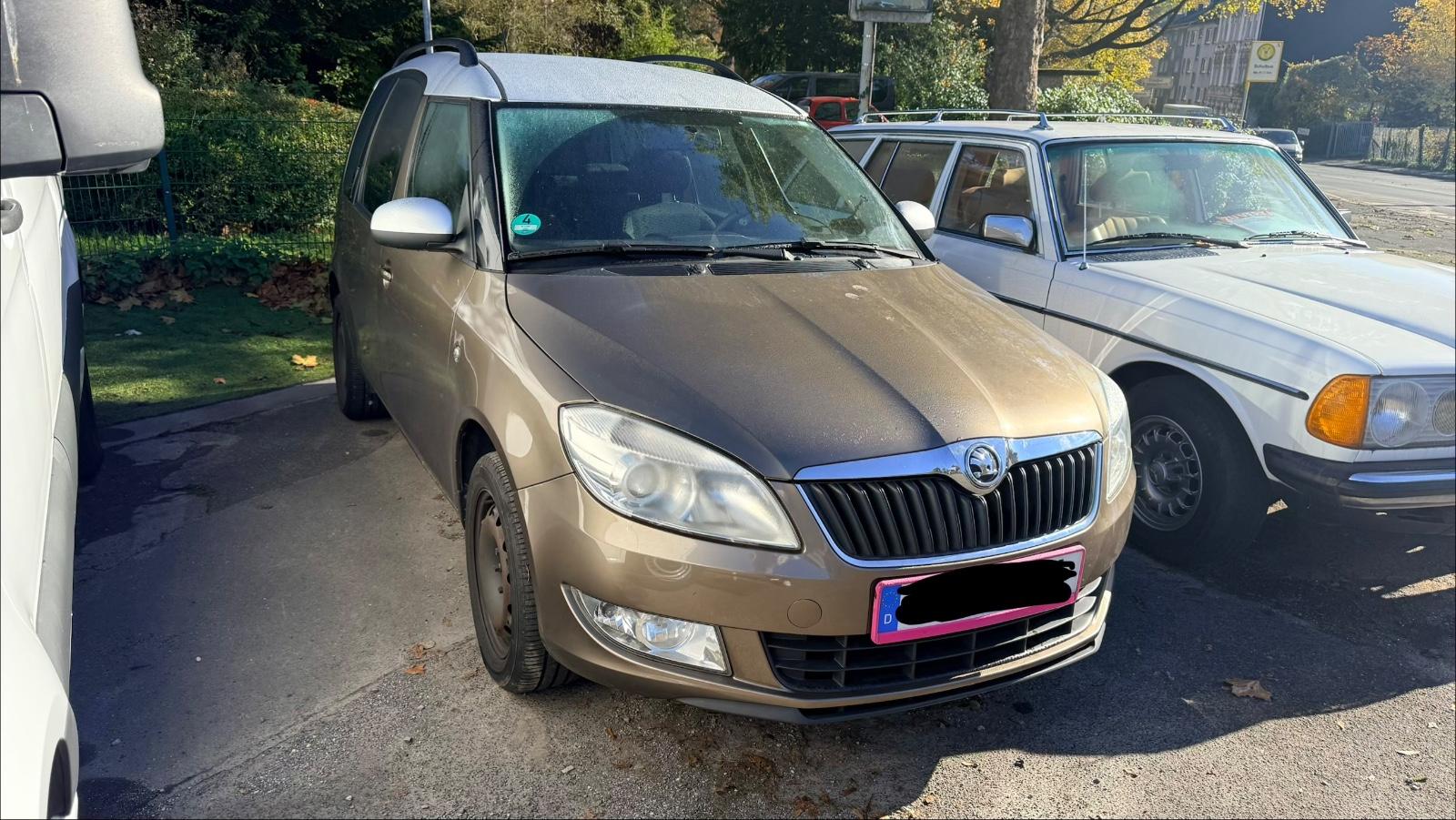 Skoda Roomster 2013 — rear view