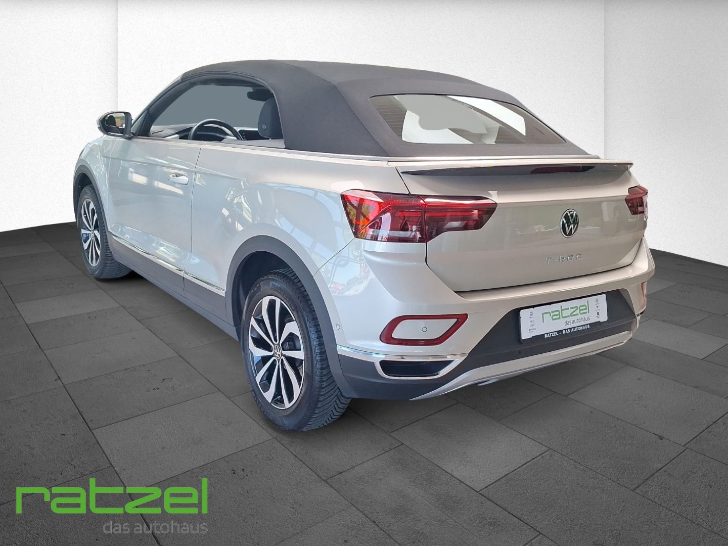 Fahrzeugabbildung Volkswagen T-Roc Cabriolet Style 1.0 TSI LED ACC App Connec