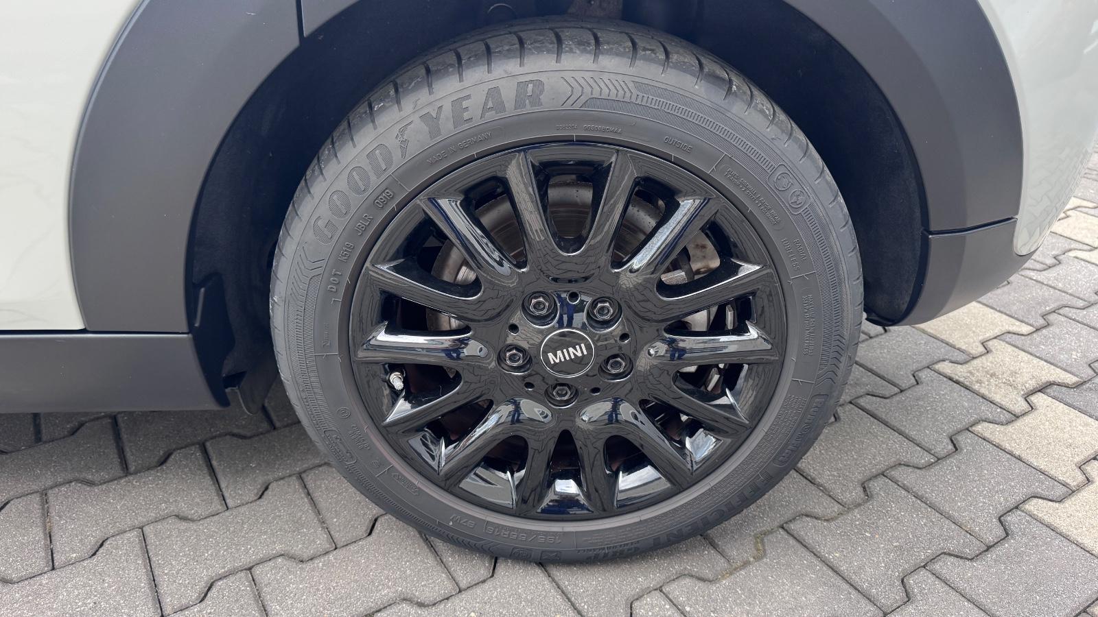 MINI COOPER Mini 5-trg. LED Navi Alu Sihzg