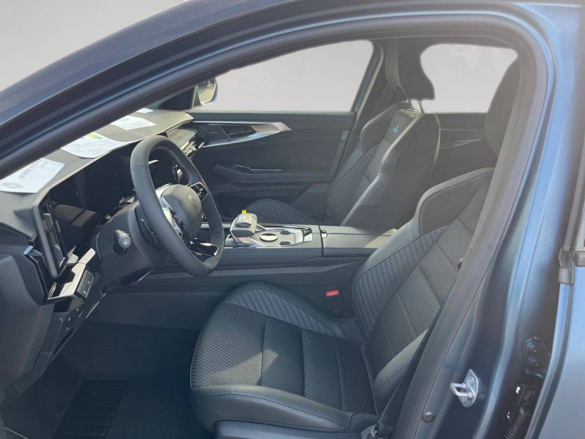 Fahrzeugabbildung Renault Austral Esprit Alpine Full Hybrid E-Tech 200