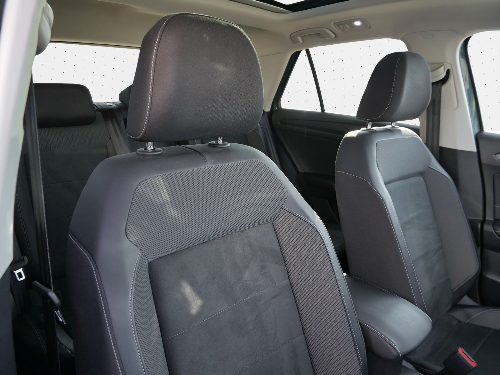Volkswagen T-Roc - Bild 10