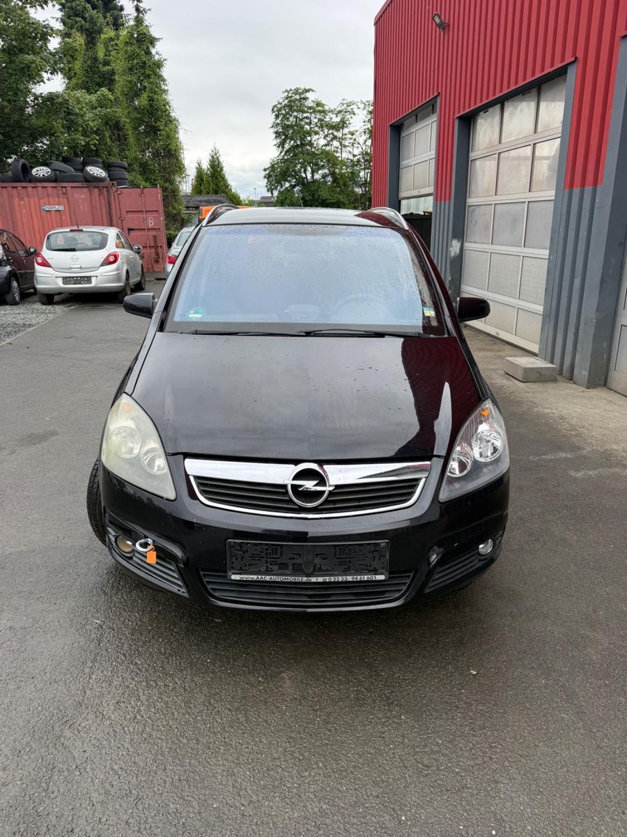 Opel Zafira B Edition