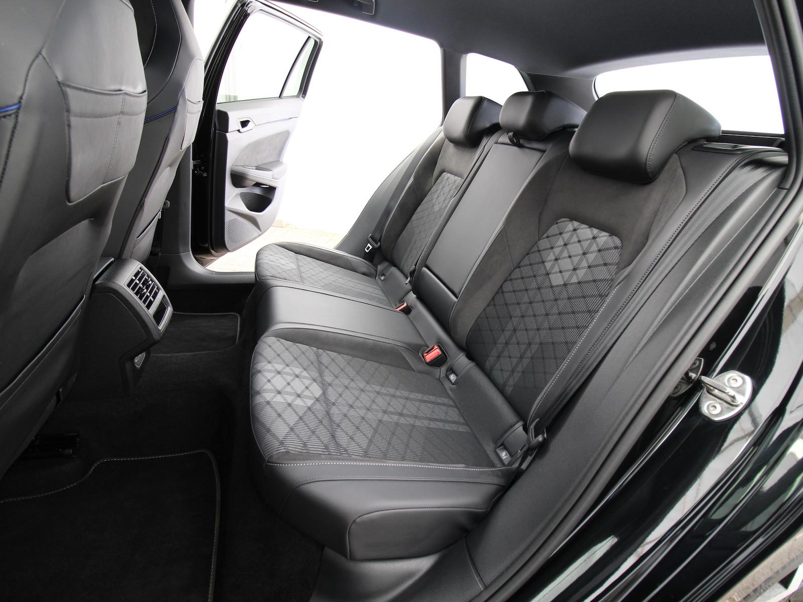 Volkswagen Golf VIII Variant 1.5 TSI R-Line LED+KAMERA+ACC, миниатюра 11