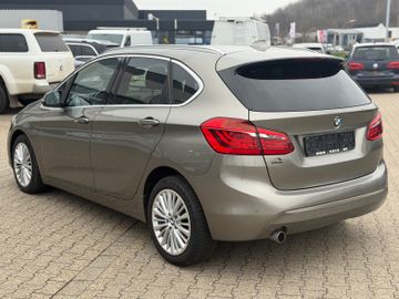 BMW 216 - 6