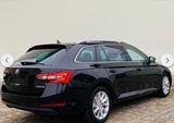 Skoda Superb 2.0 TDI Premium Edition Combi Premium... - Skoda Superb: Edition
