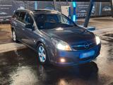 Opel Vectra C 1.9 cdti TÜV neu - Opel Vectra mit Diesel-Antrieb: Kombi, Automatik