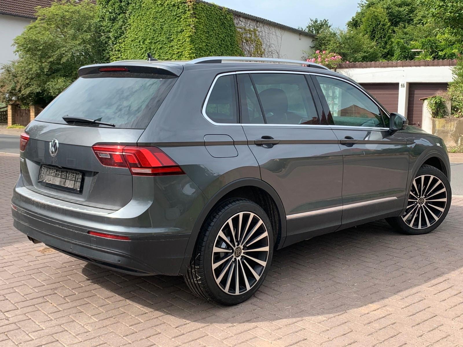 Volkswagen Tiguan 1.4TSI Kamera Alu 20 Standheizung Massage