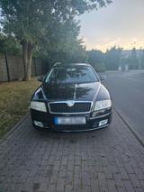 Skoda Octavia Neu TUV - Skoda Octavia aus 2007: Kombi