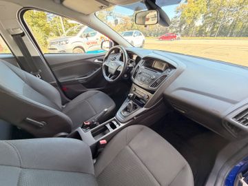 Ford Focus - 12