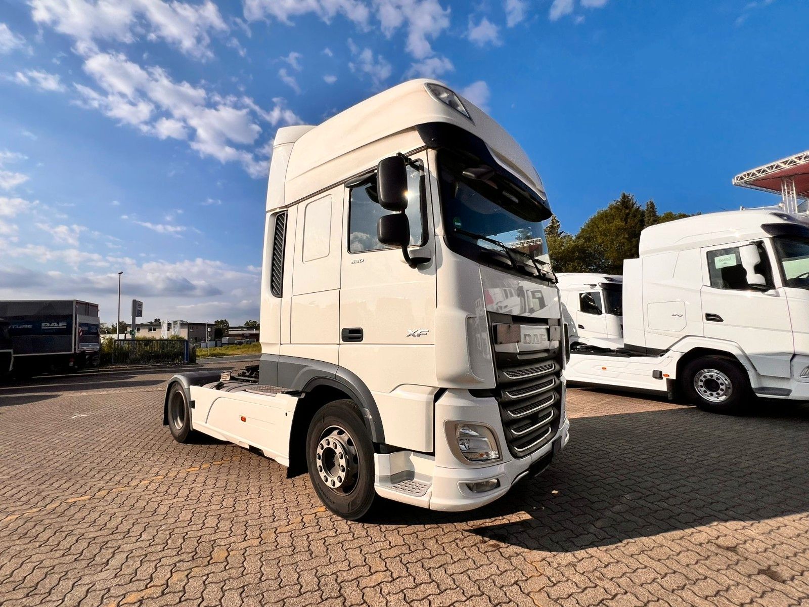 Fahrzeugabbildung DAF XF 530 FT, SSC, Intarder, Bj.2021